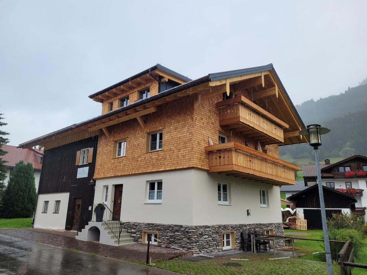 Ferienhaus Am Dorfbrunnen اوبرستدورف المظهر الخارجي الصورة